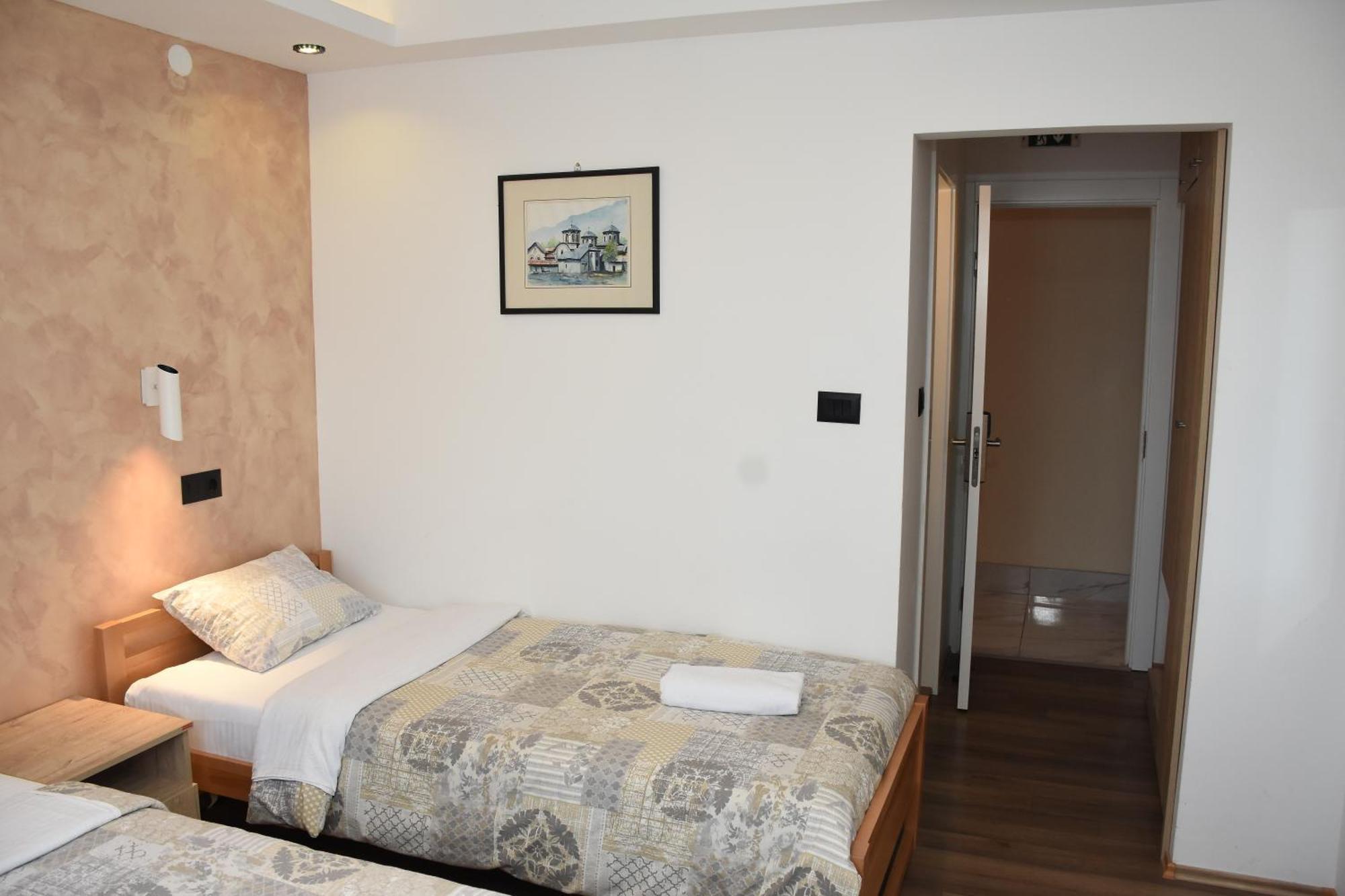 Hotel "Srbija Tis" Zaječar Kültér fotó