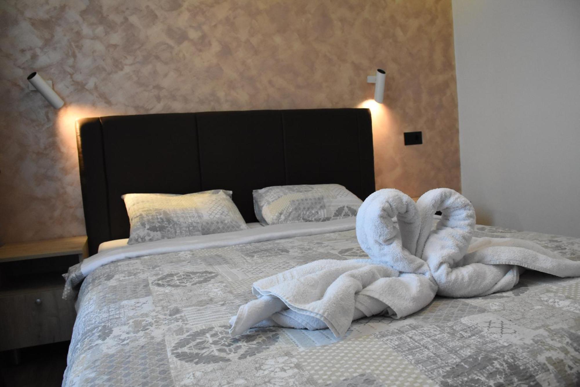 Hotel "Srbija Tis" Zaječar Kültér fotó